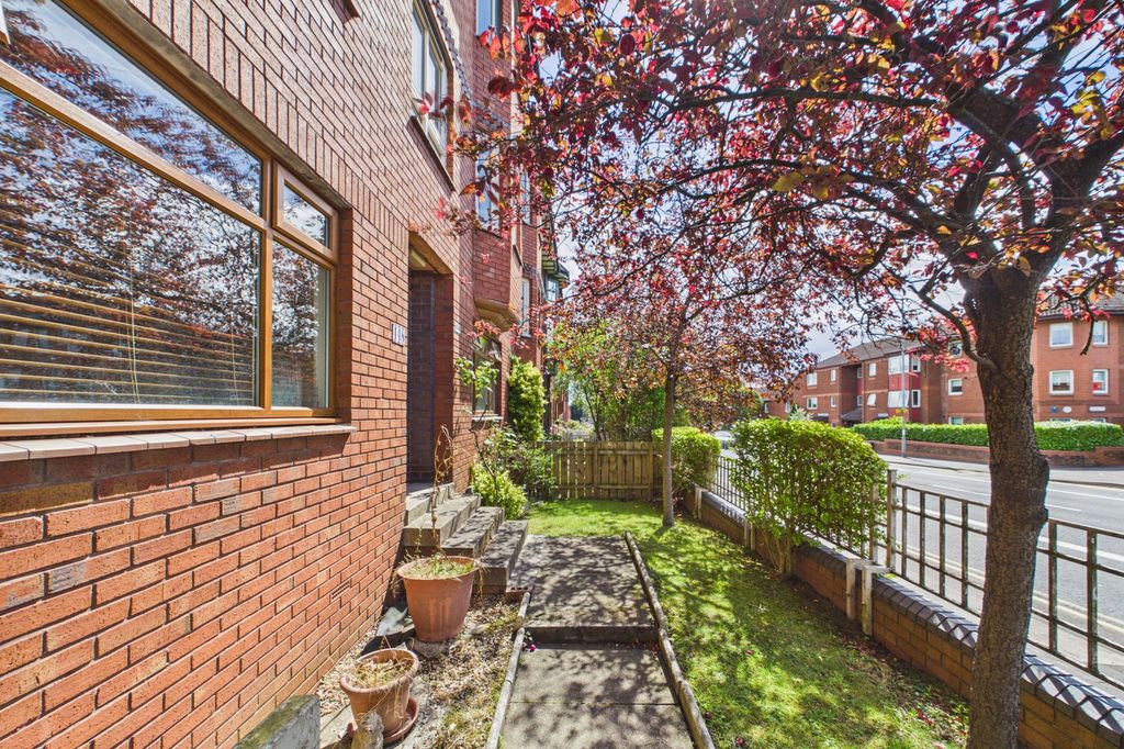 Property photo 3 of 20