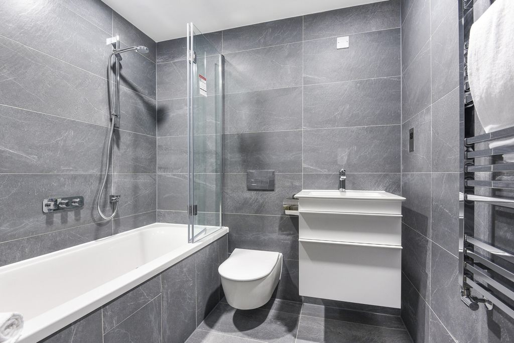 Additional image 6 of 2 bed flat for saleCarlyon Bay, St Austell PL25