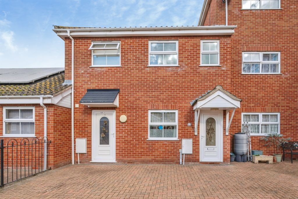 Property photo 1 of 14