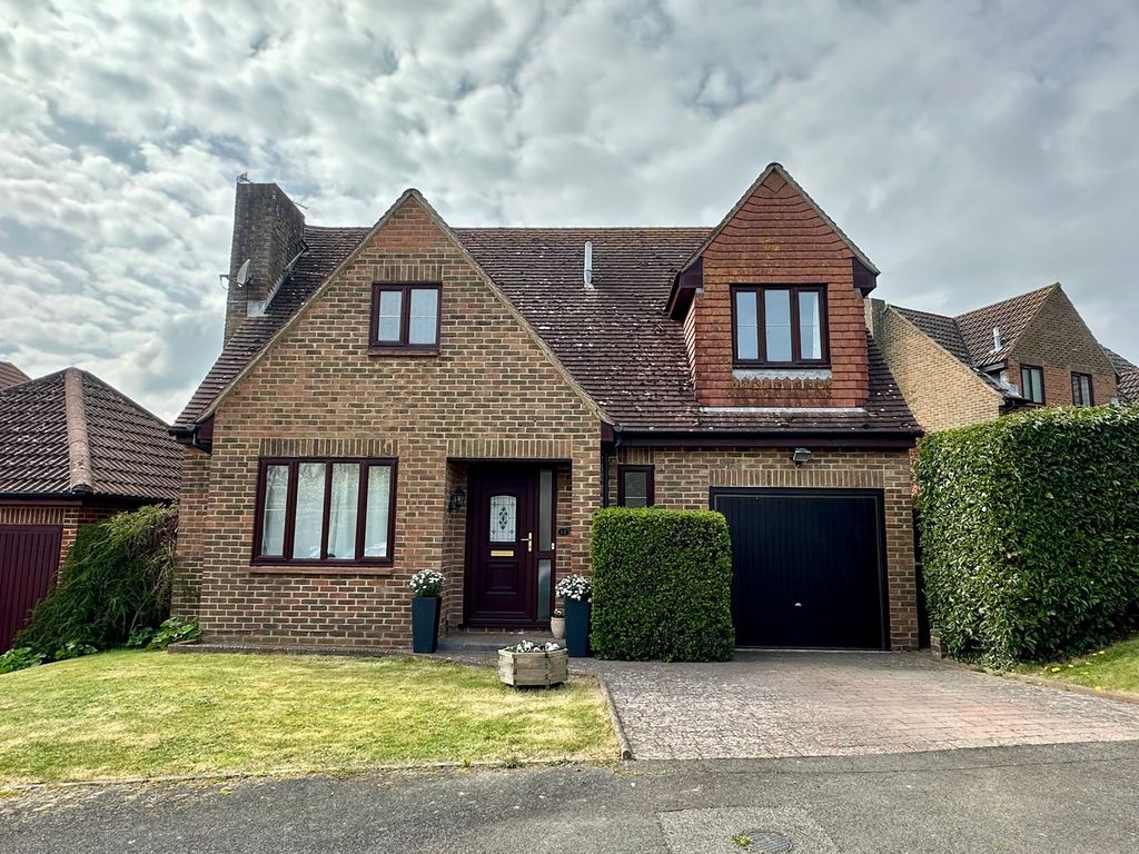 Property photo 1 of 25