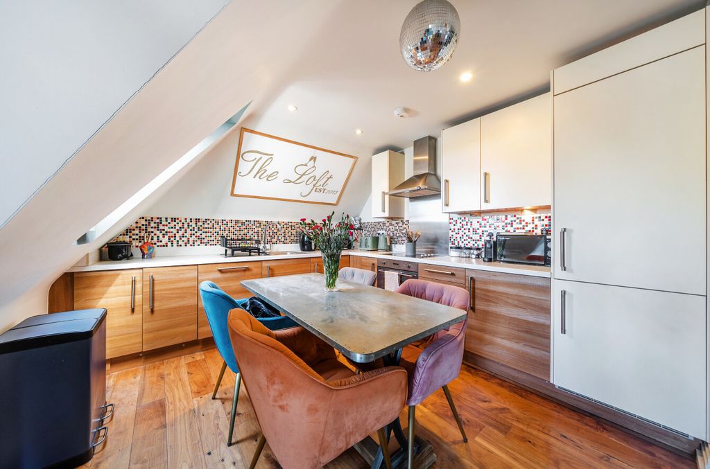 Property photo 3 of 12 1448496-4-69E9441...