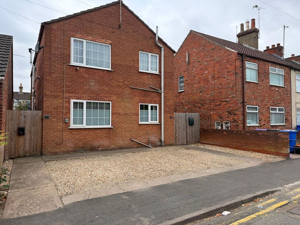 Property photo 1 of 24