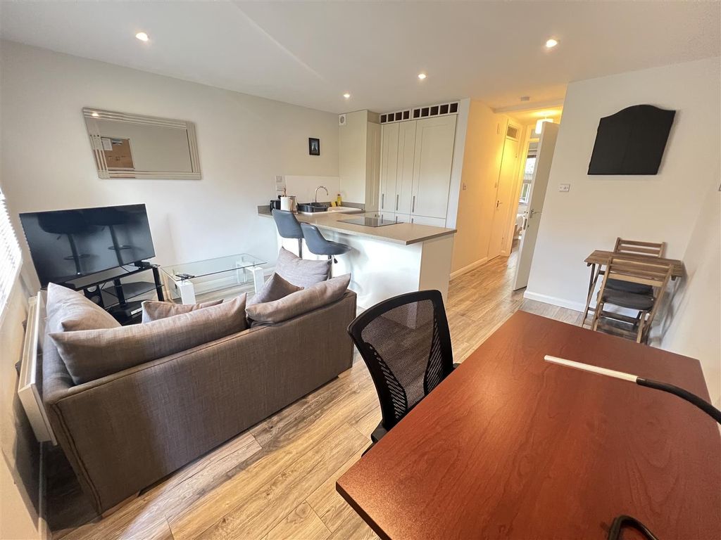 Property photo 2 of 7 Img_6961.Jpg