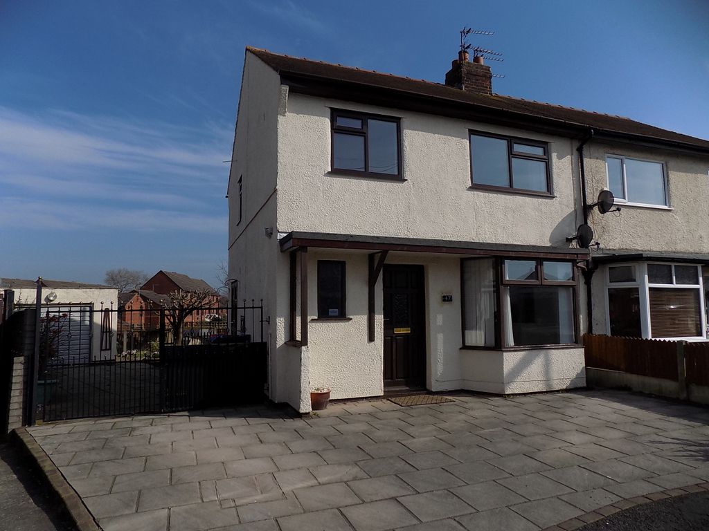Property photo 1 of 18 External Front