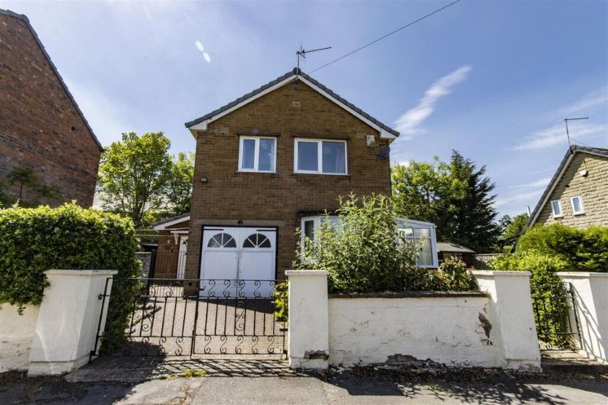 Property photo 1 of 11