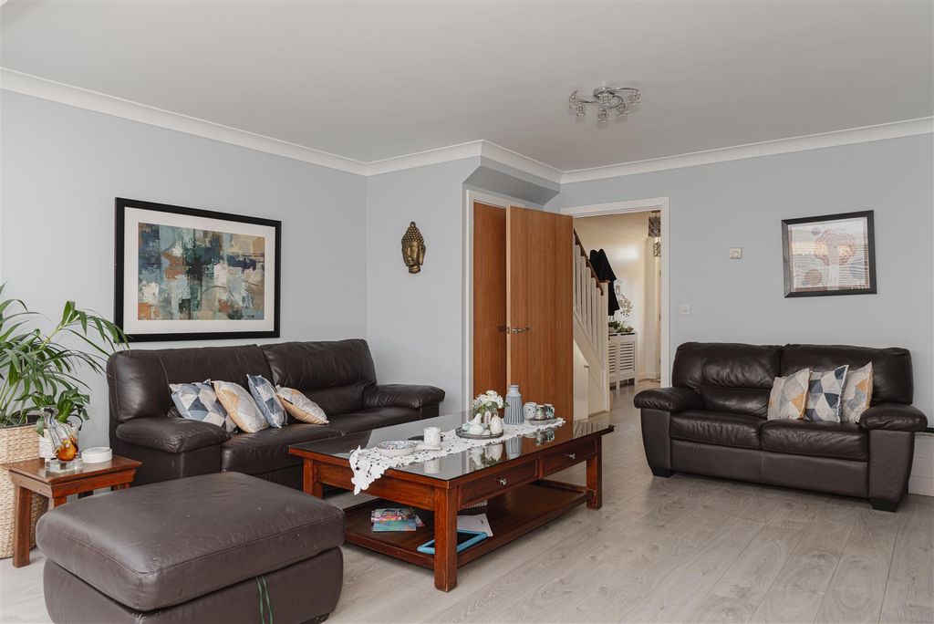 Property photo 3 of 21 4.Jpg