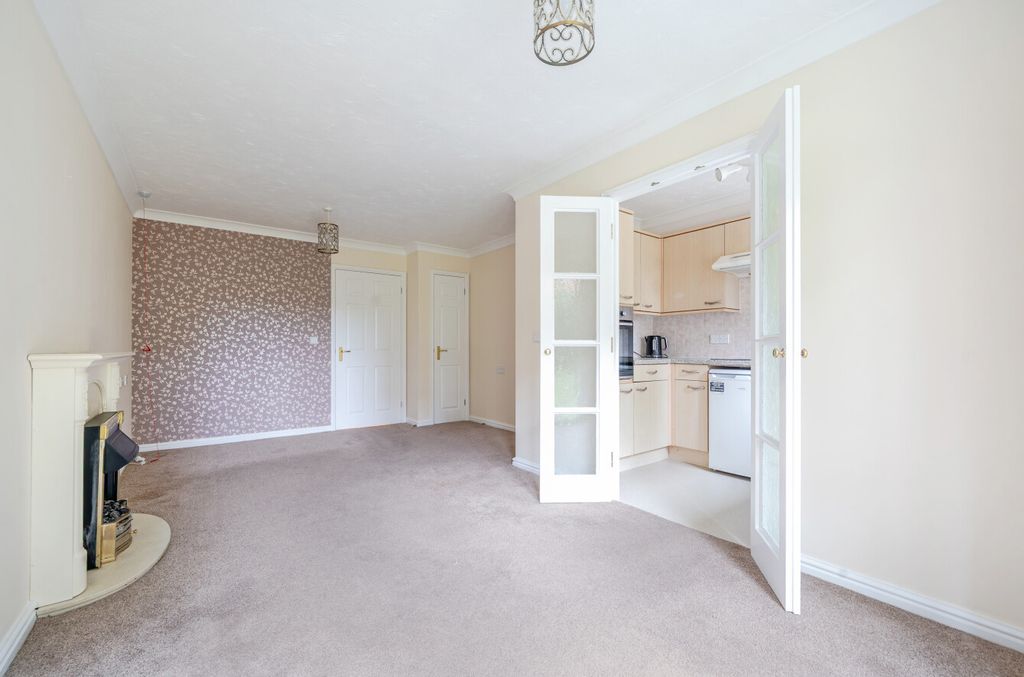 Property photo 3 of 8 1538635-21-1A15Da...