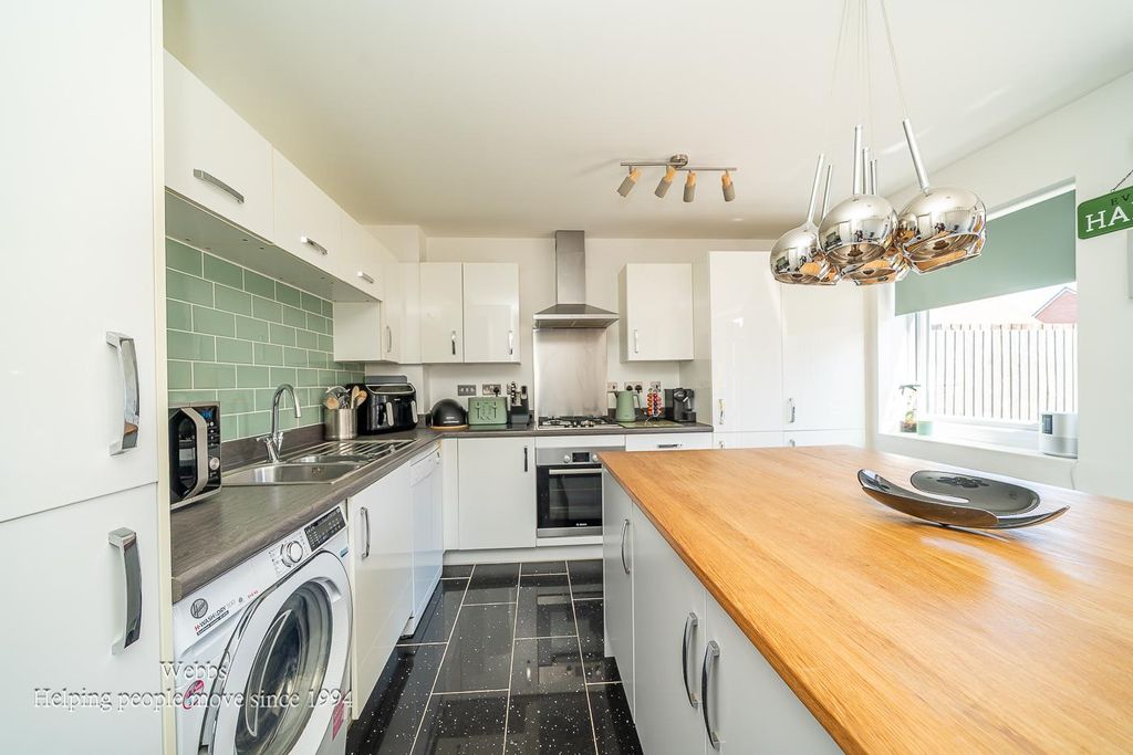 Property photo 2 of 26 Webbs-14.Jpg