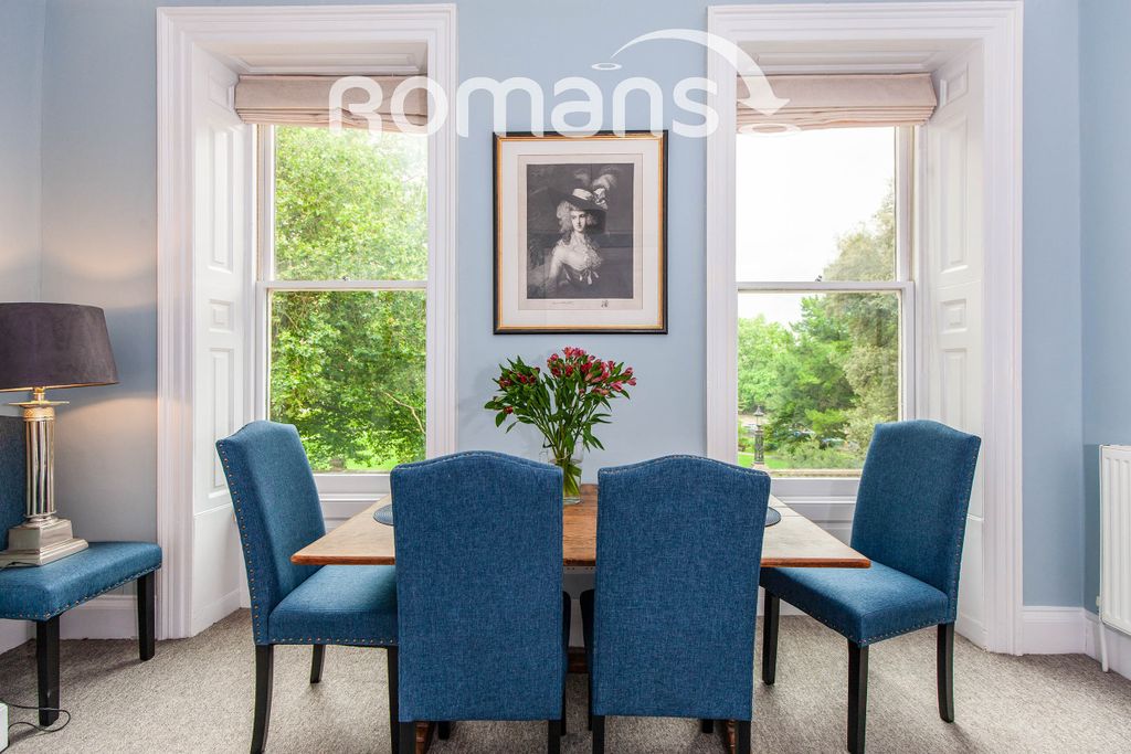 Property photo 3 of 11 3