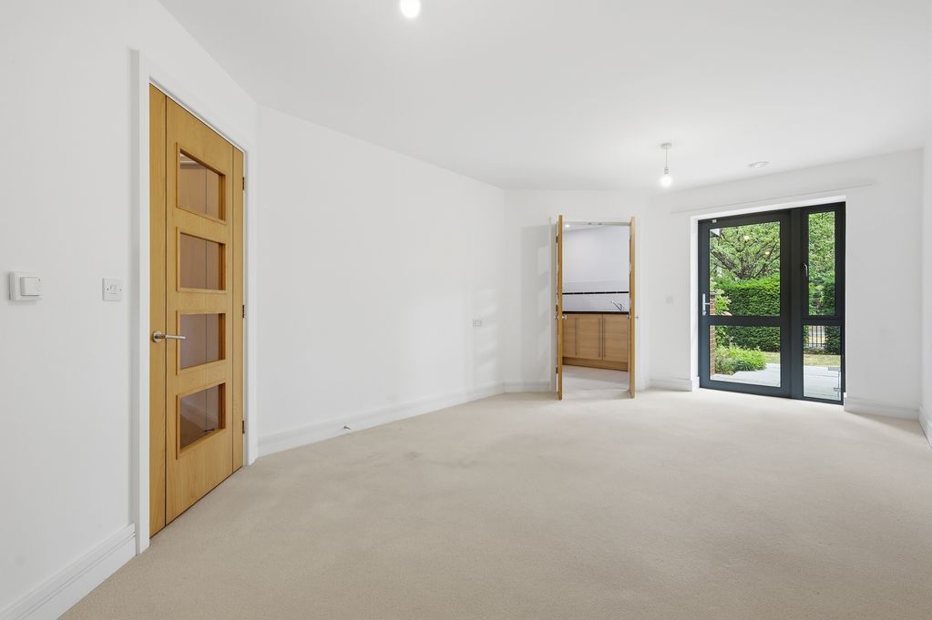 Property photo 3 of 16 Photo 2
