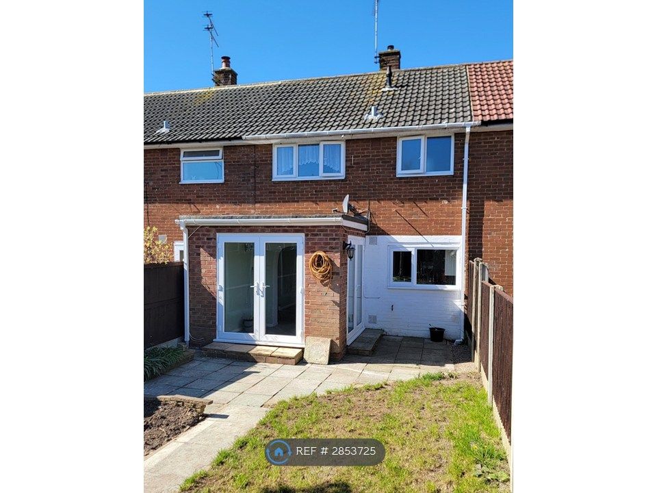 Property photo 2 of 8