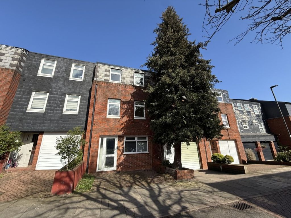 Property photo 1 of 17 Front Photo