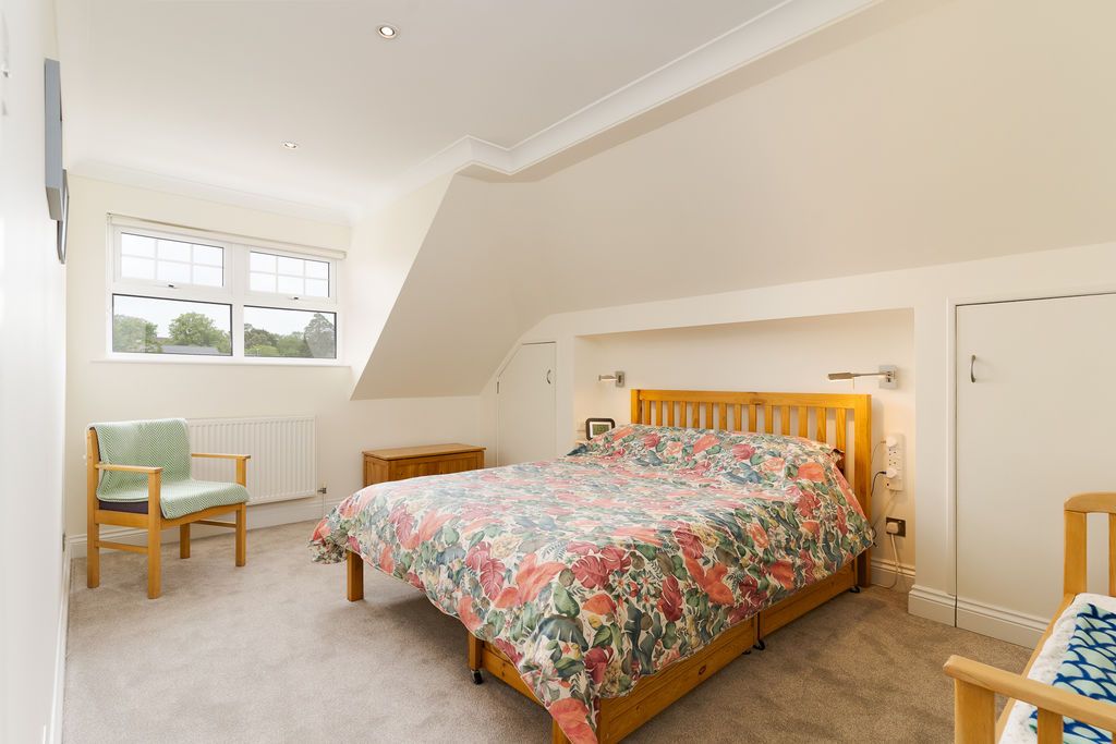 Additional image 11 of 4 bed flat for saleGlynne Tower, Bridgeman Road, Penarth CF64