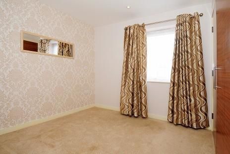 Property photo 2 of 9 Master Bedroom