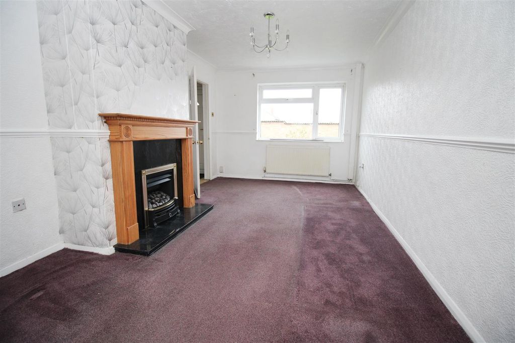 Property photo 2 of 13 Img_9911.Jpg