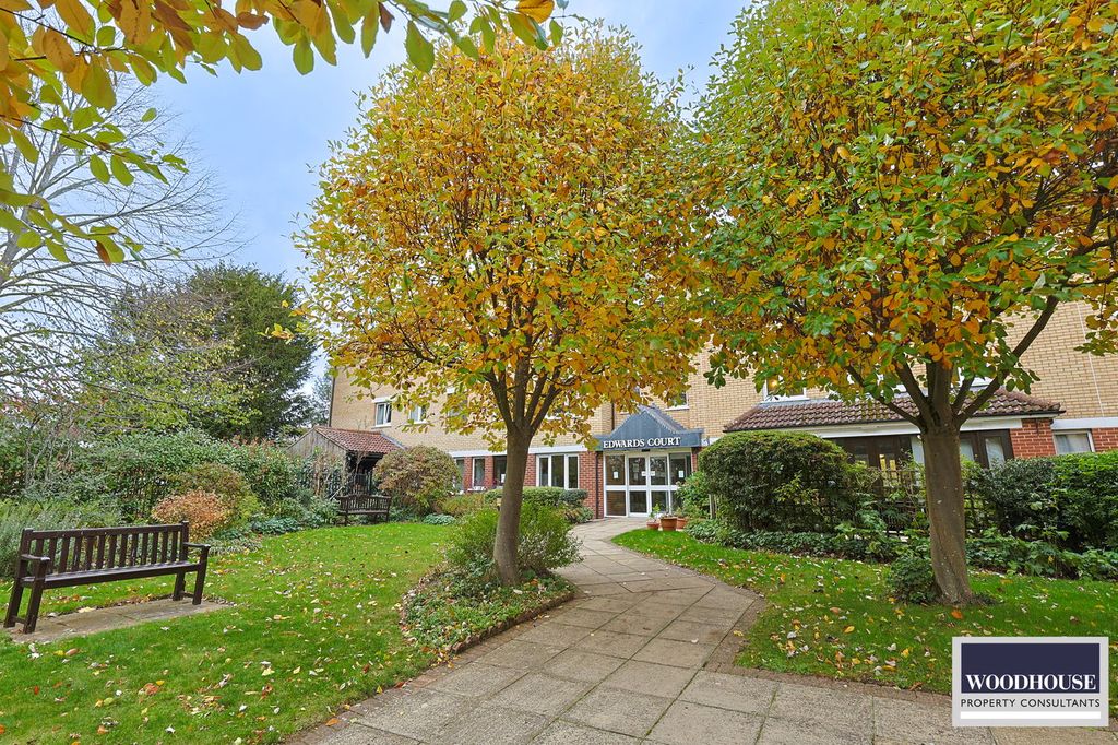 Property photo 1 of 16