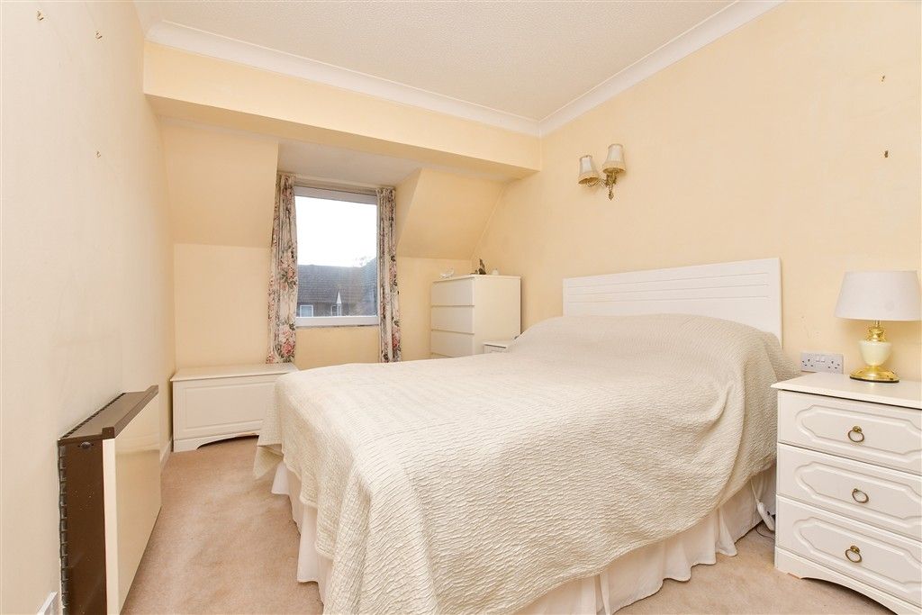 Property photo 3 of 11 Bedroom