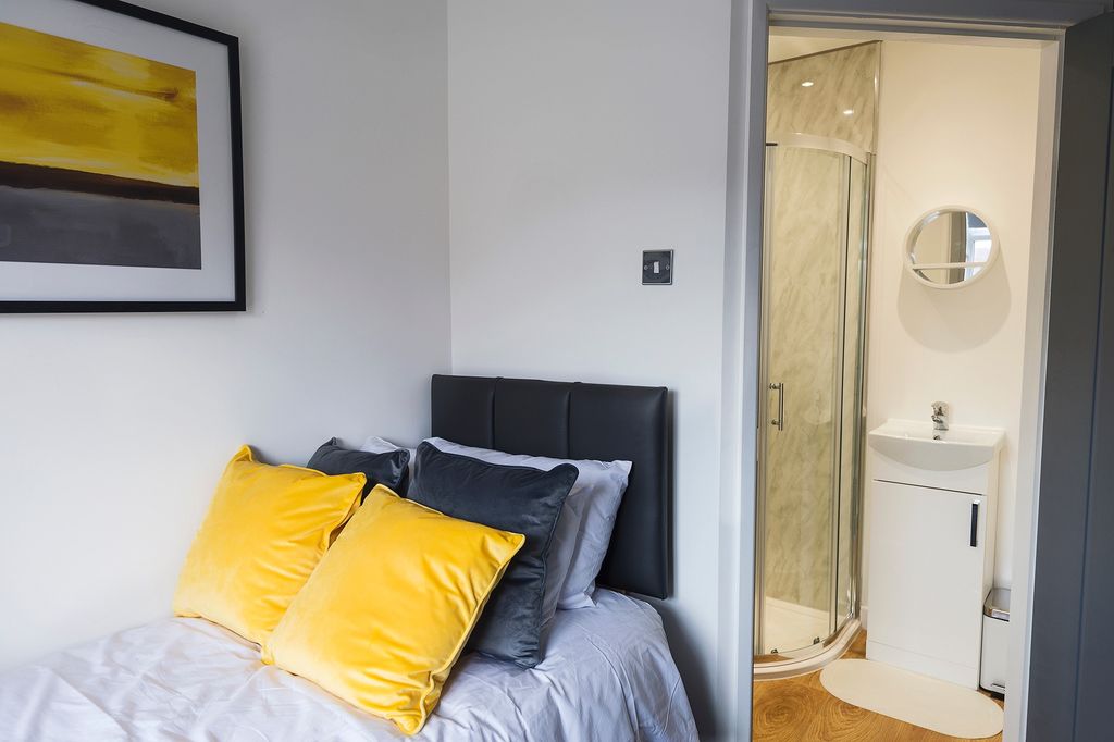 Property photo 3 of 10 Property