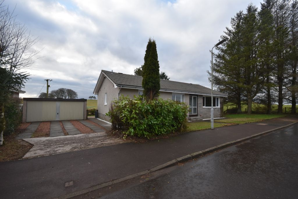 Property photo 2 of 35