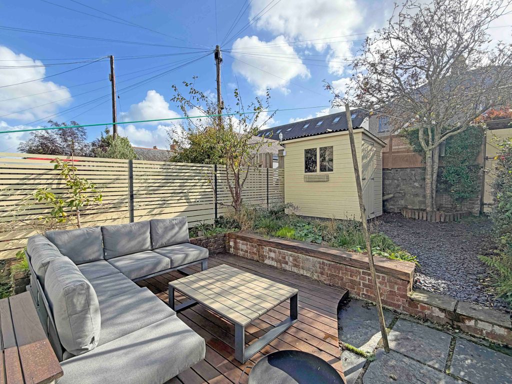 Property photo 3 of 16 Photo 3