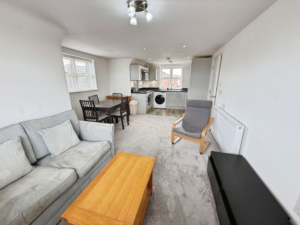 Property photo 2 of 14 Pbox-Img.Jpg