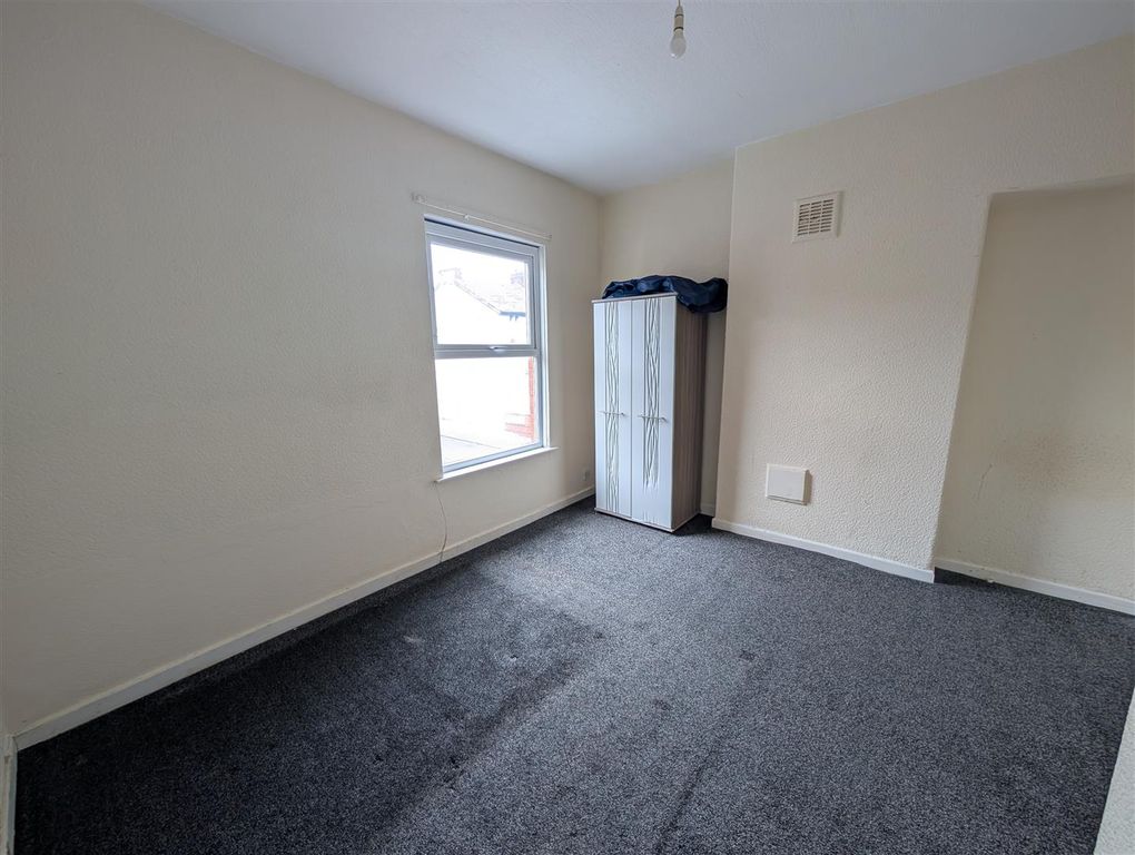 Property photo 2 of 21 Pxl_20251017_120523877.Jpg