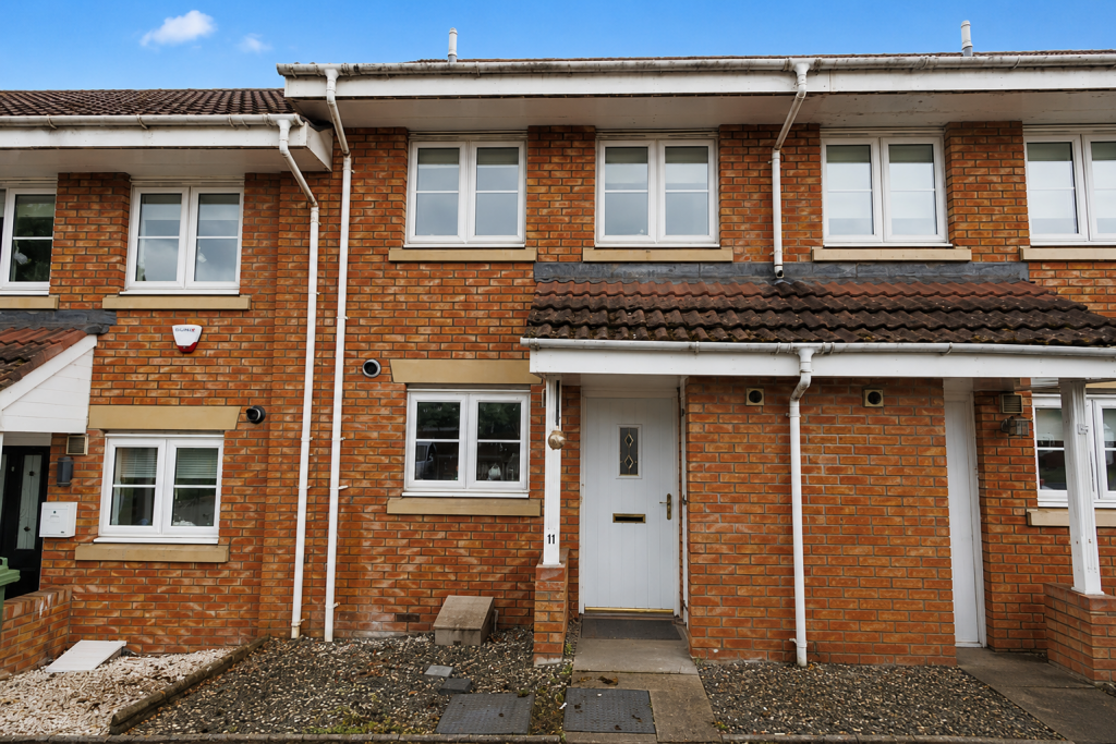 Property photo 1 of 17