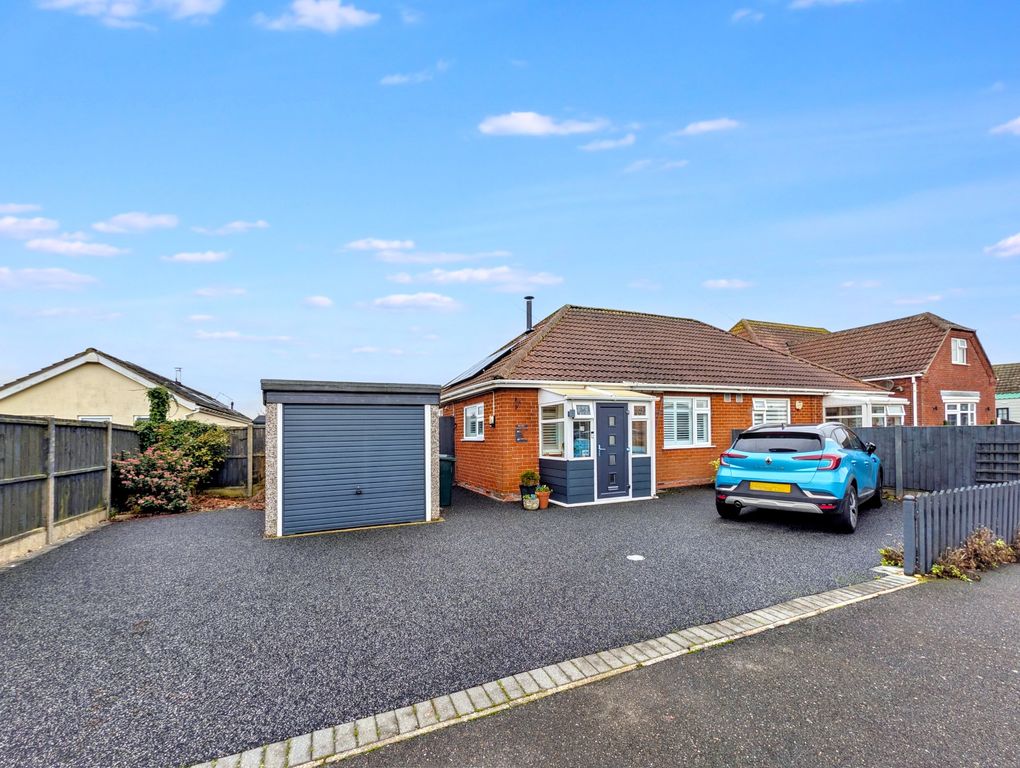 Property photo 1 of 18 Front