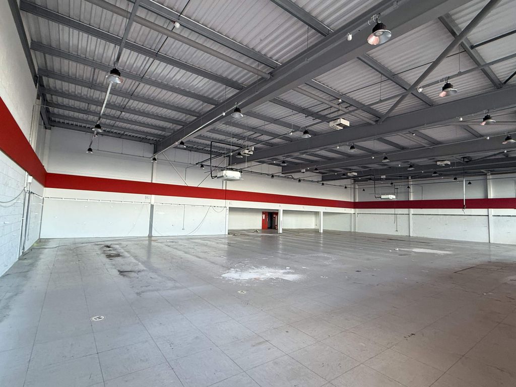 Property photo 1 of 1