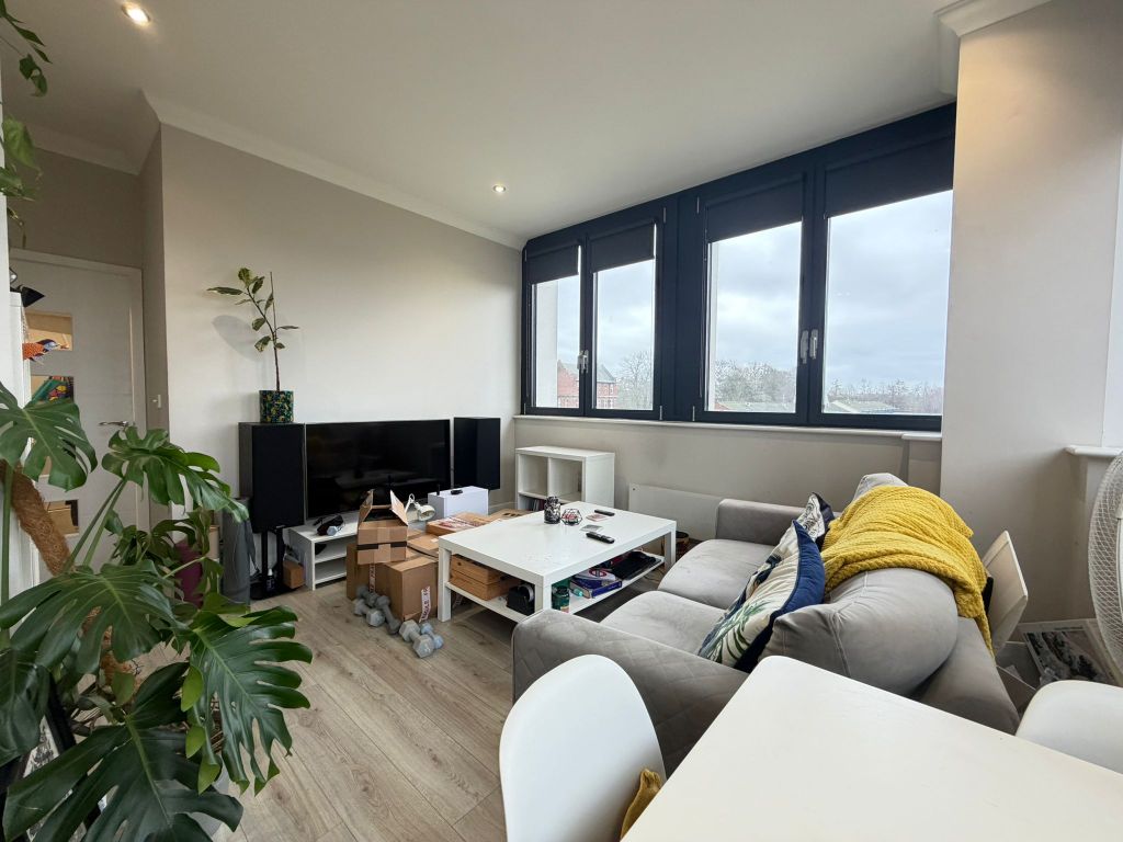 Property photo 3 of 10 Image