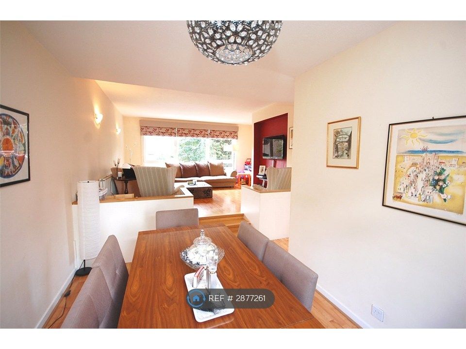 Property photo 2 of 22