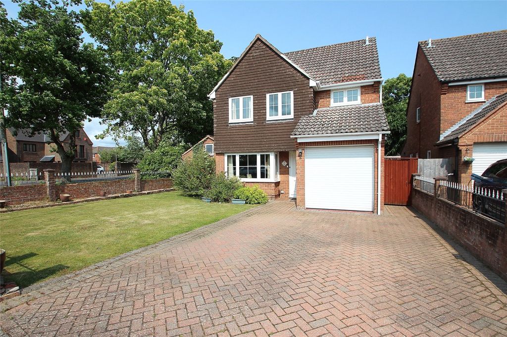 Property photo 2 of 18 Picture No. 01