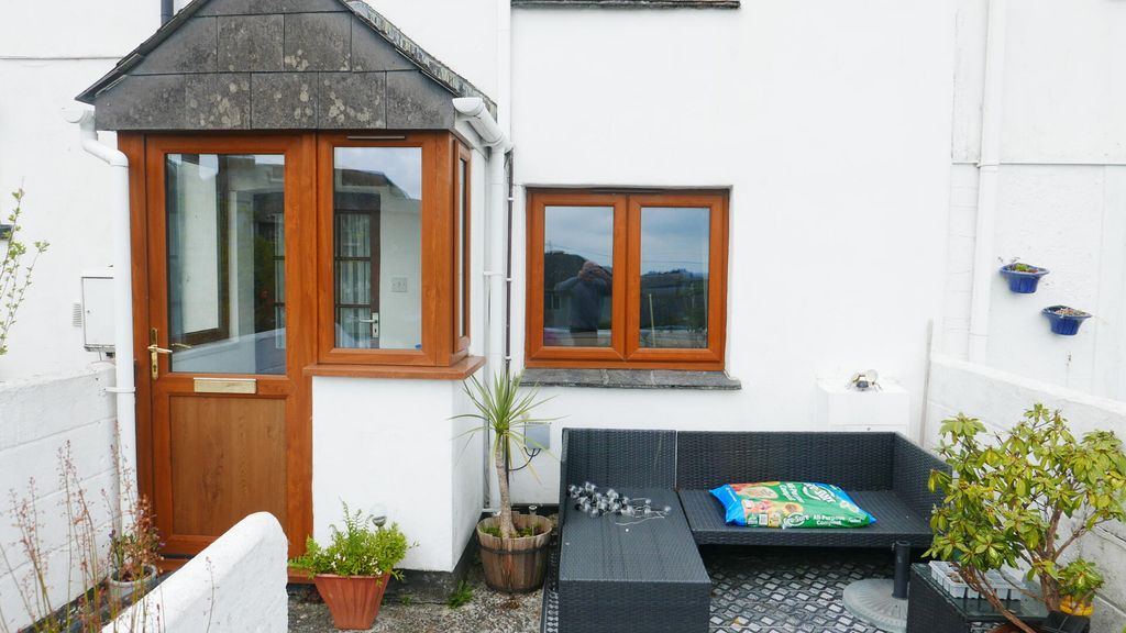 Property photo 2 of 3 Exterior