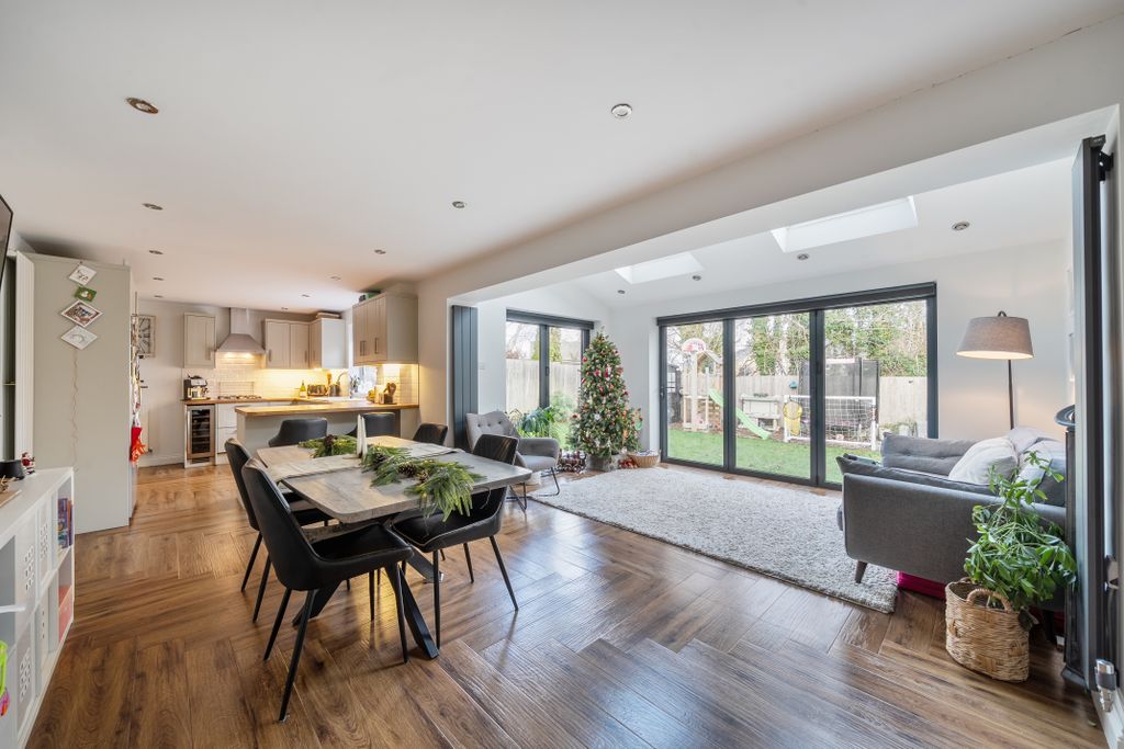 Property photo 2 of 14 1388116869397B4235896