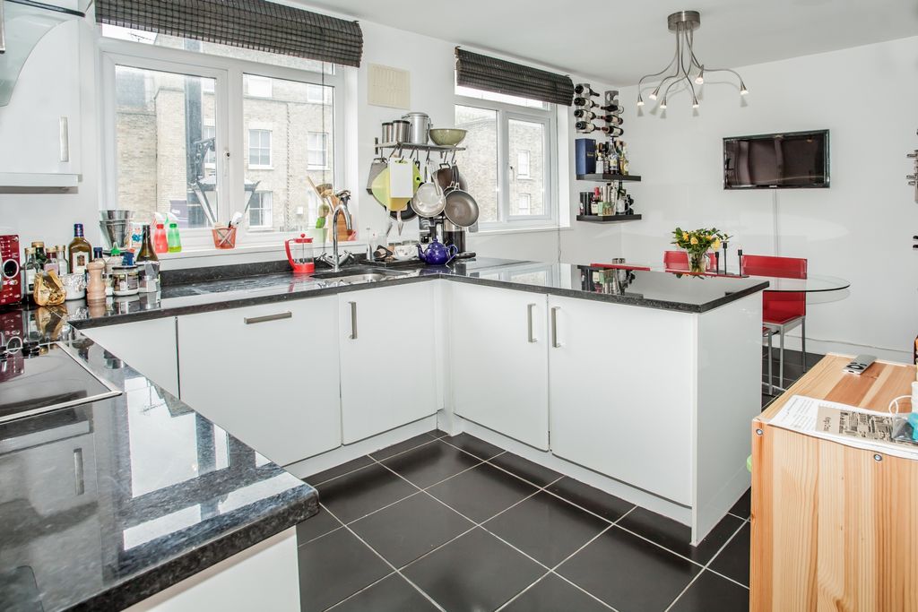 Property photo 2 of 6 Photo 2