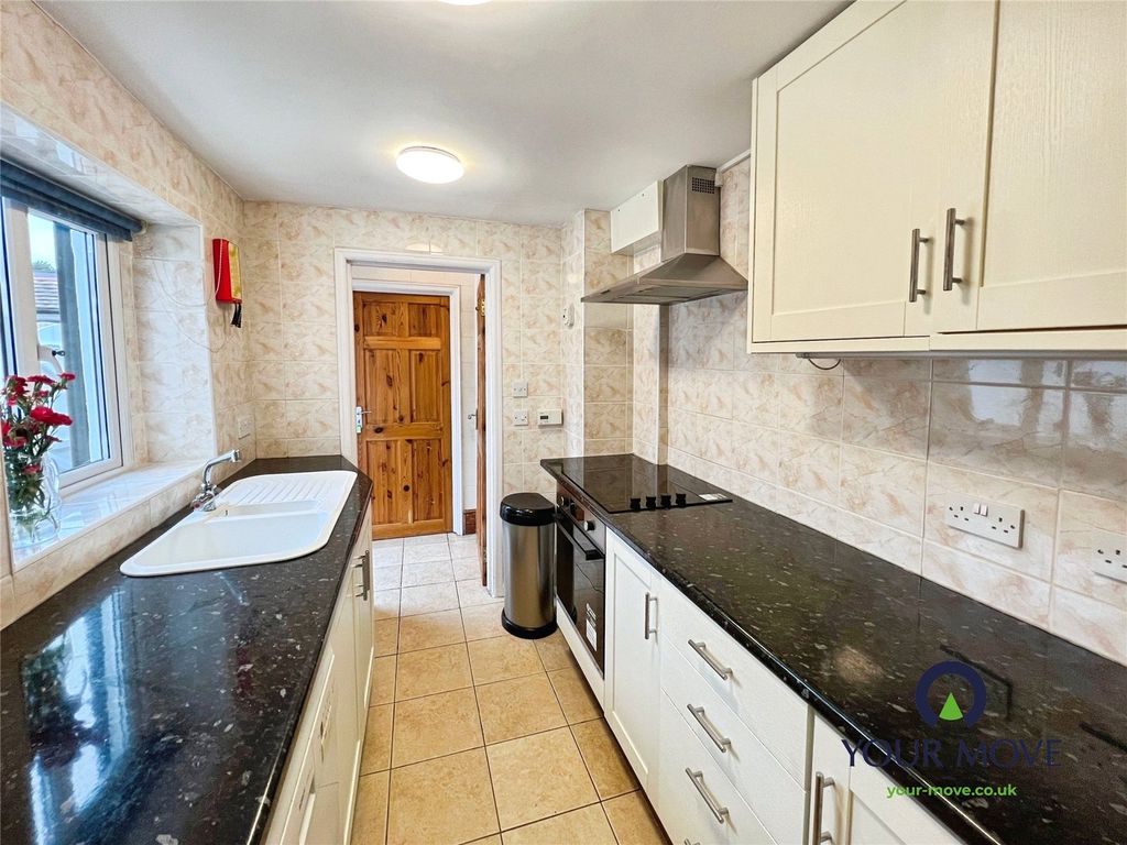 Property photo 3 of 16 Picture No. 04