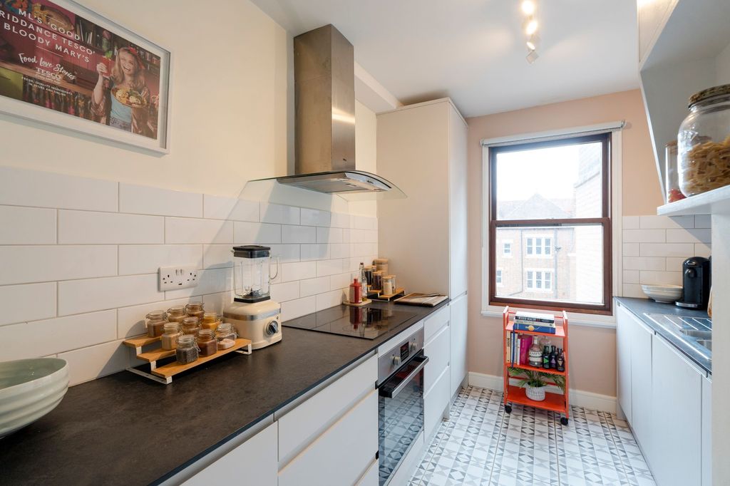 Property photo 2 of 13 Kitchen