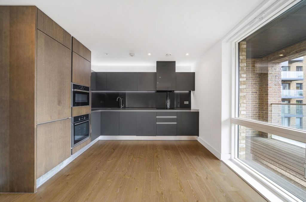 Property photo 3 of 20 1089349 (5)