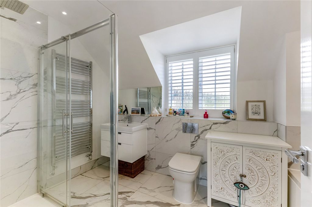 Additional image 12 of 4 bed detached house for saleOak Farm Close, Ascot, Berkshire SL5