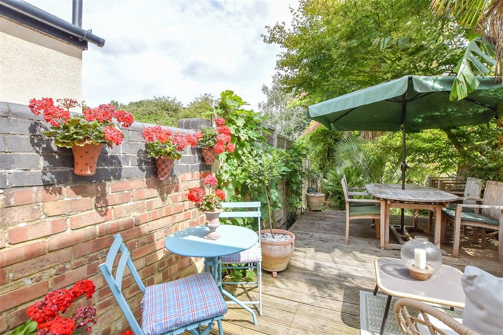 Property photo 2 of 12 Patio / Decking