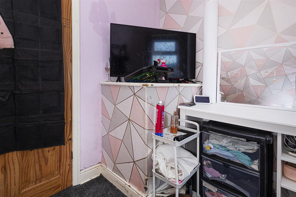Additional image 19 of 4 bed terraced house for saleNorman Avenue, Elland, Halifax HX5