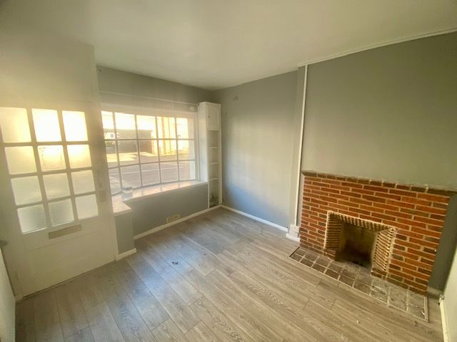 Property photo 3 of 10 Bathroom