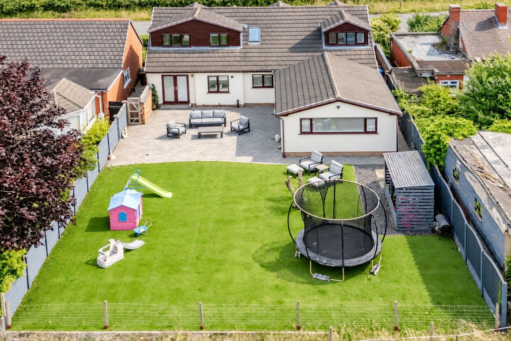 Property photo 2 of 56