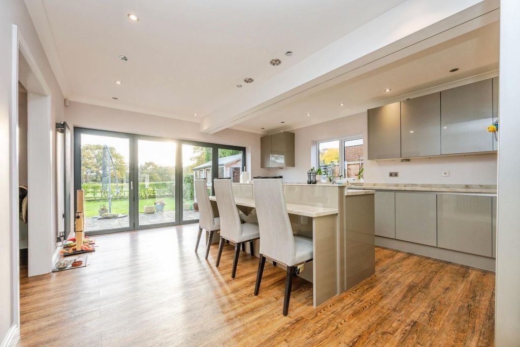 Property photo 2 of 31 Dsc_2533.Jpg