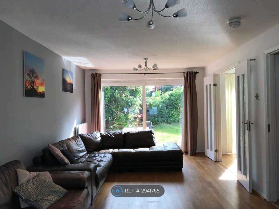 Property photo 3 of 8