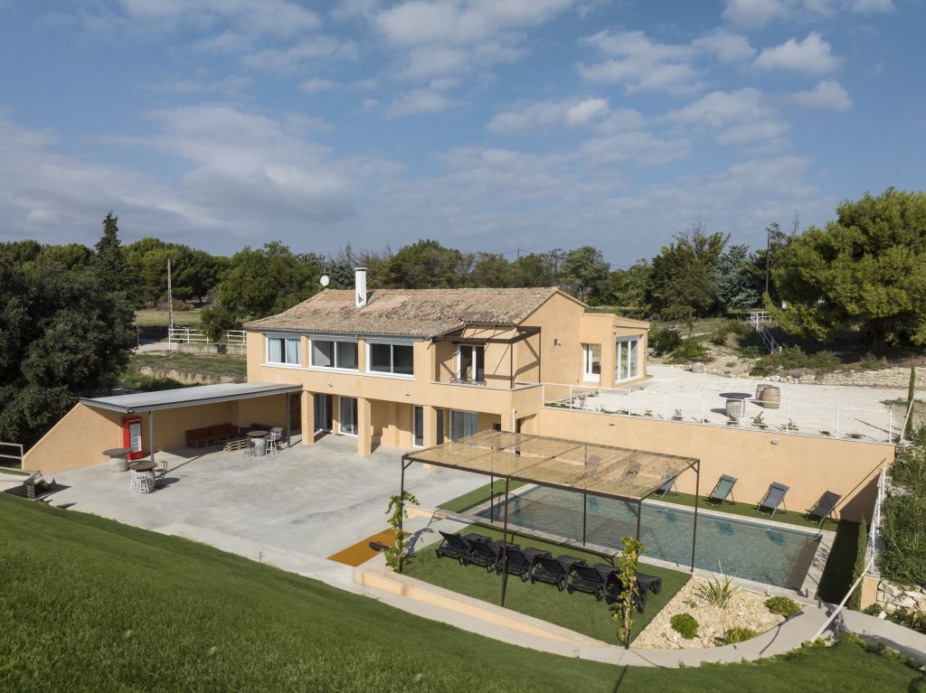 Property photo 1 of 15