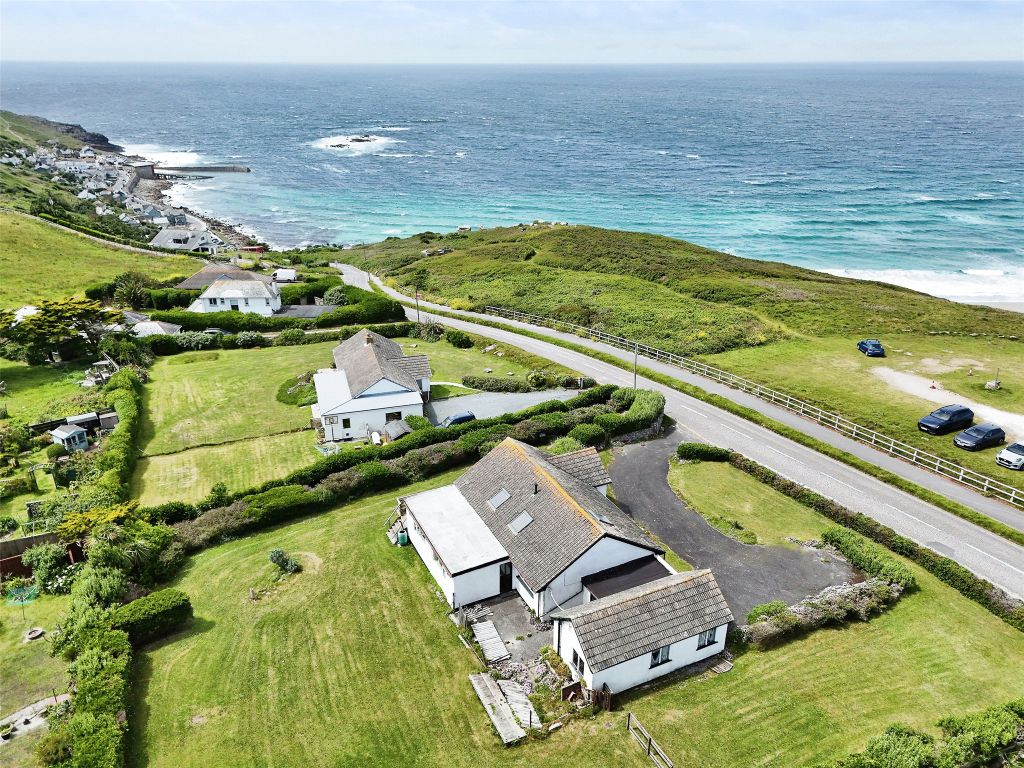 Property photo 2 of 18 Picture No. 24