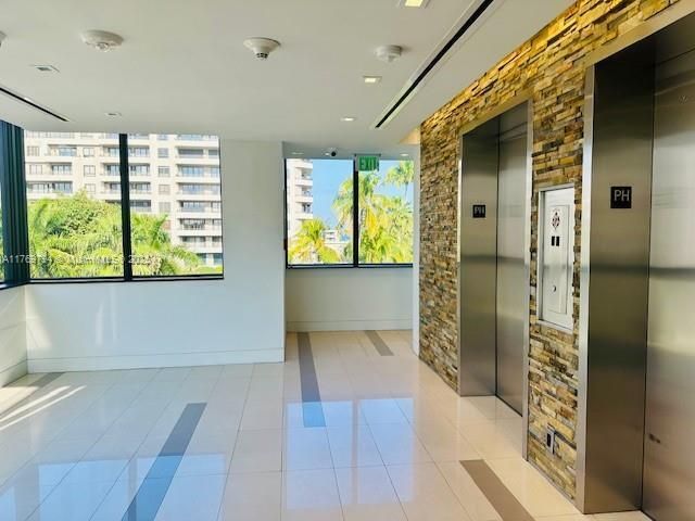Property photo 2 of 24 <Alttext/>