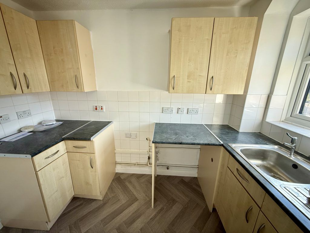 Property photo 2 of 4