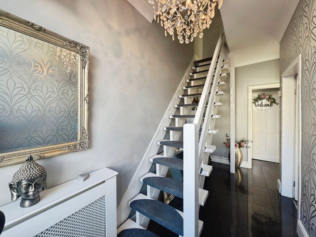 Property photo 2 of 27 4726453